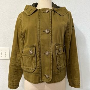 Abercrombie and Fitch woman’s Green Utility Jacket Size M